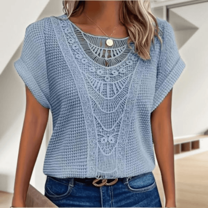 Esmie™ | Top bohémio chic com detalhes em renda