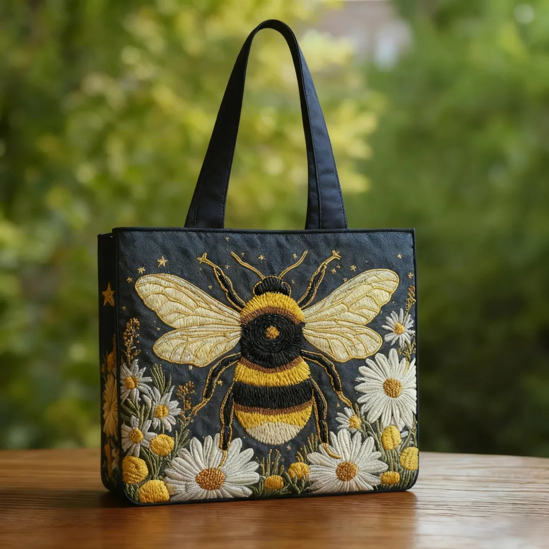 Bolsa artesanal - Abelha com Margaridas e Estrelas