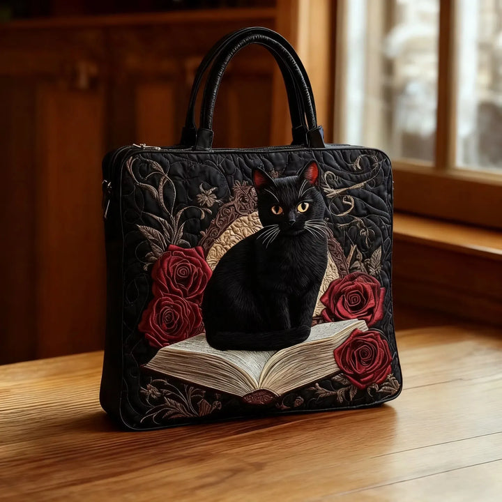 Bolsa acolchoada artesanal – Gato Preto sobre Livros