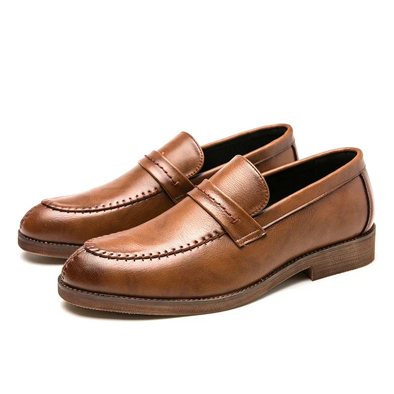Mocassins de Vestuário em Couro