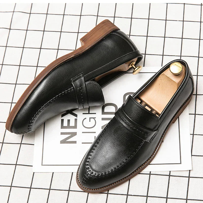 Mocassins de Vestuário em Couro