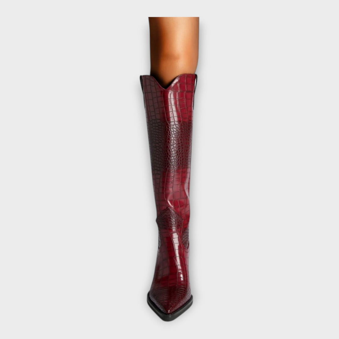 Botas com Design Croco e Salto Elegante