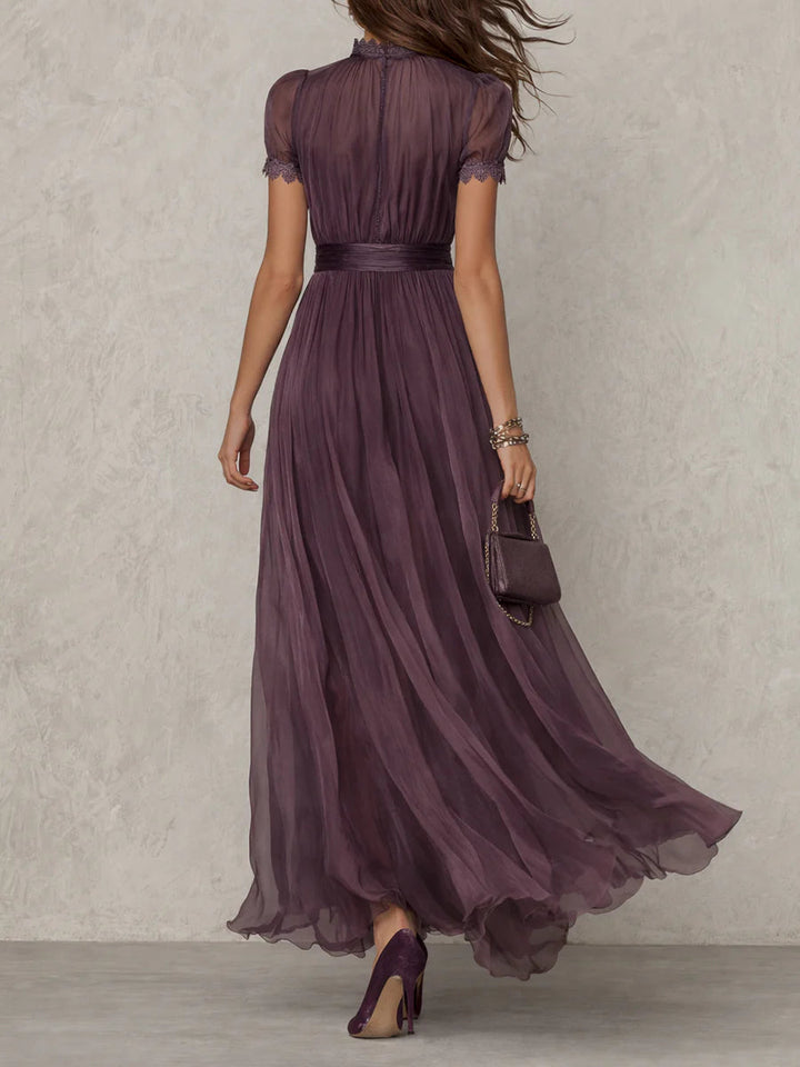 Flávia - Vestido longo roxo com decote